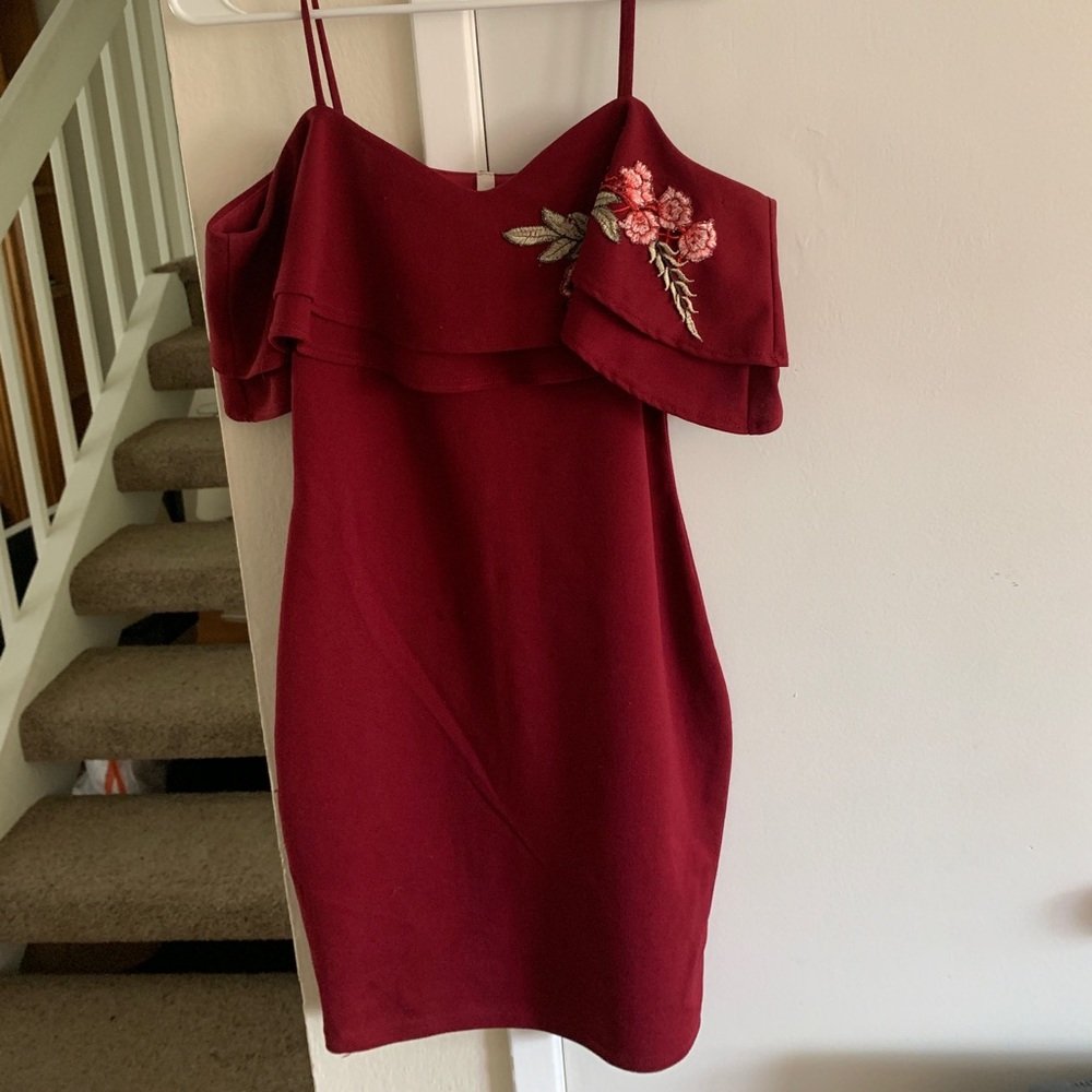 Formal&short sexy red dress w/rose design!😍